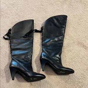 Sleek Black Women's Heeled Boots